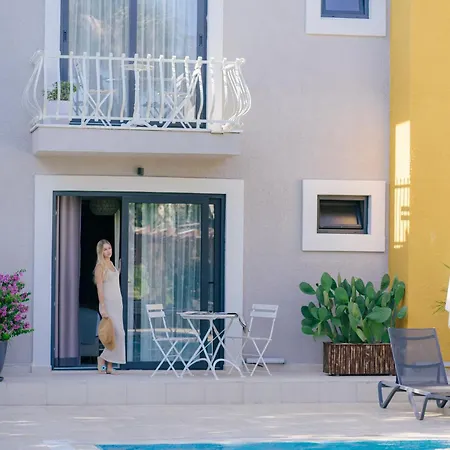 Hotel West House Exclusive *