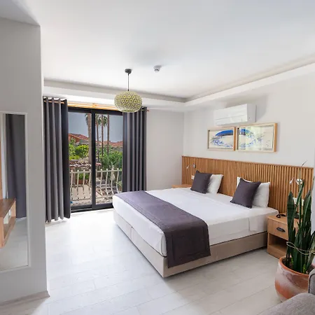 Hotel West House Exclusive *