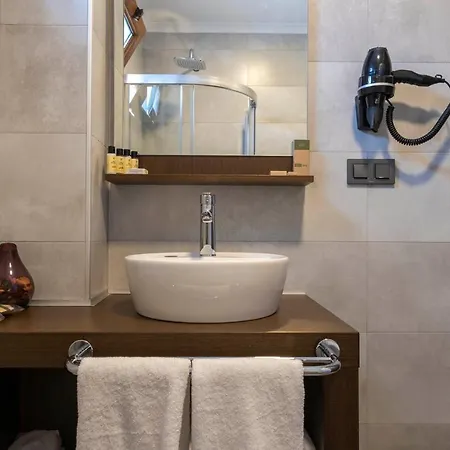 West House Exclusive *