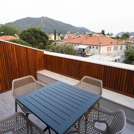 West House Exclusive فندق *