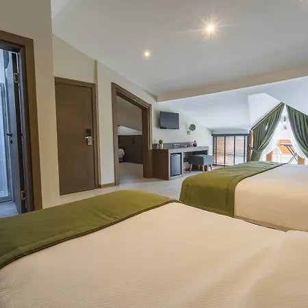 Hotel West House Exclusive