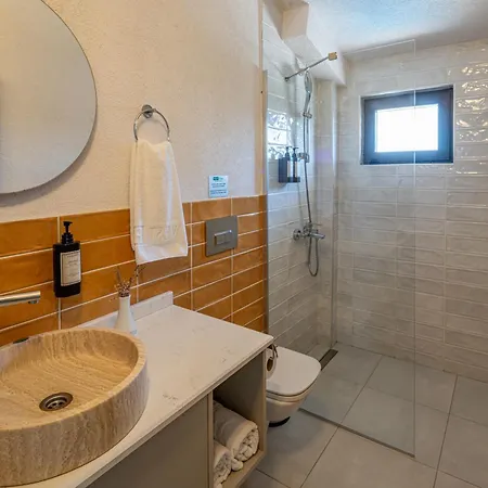 فندق West House Exclusive *