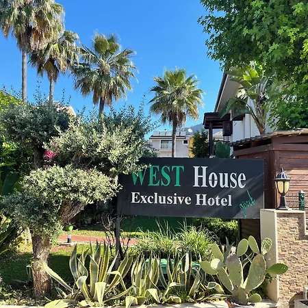 West House Exclusive فندق
