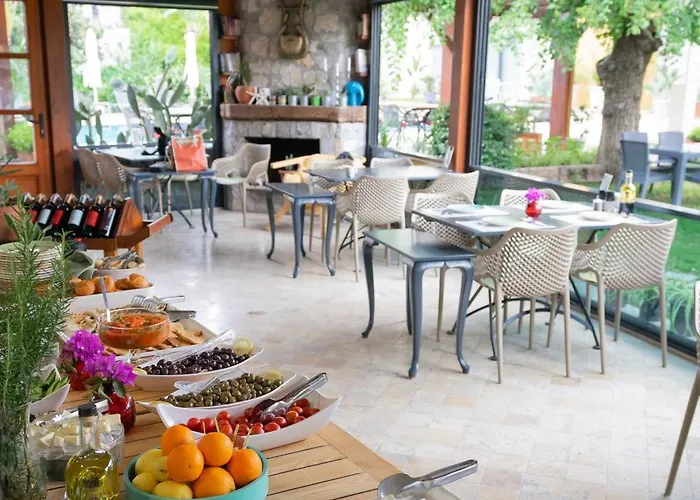 West House Exclusive Hotell *